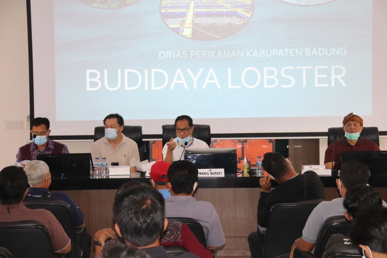 podiumnews.com-Pemkab Badung Siap Jadi Fasilitator dan Mediator Nelayan Lobster